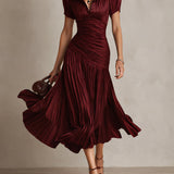 Adriana | Vestido midi de satén con rayas retro