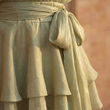 Marina | Vestido corto fluido con mangas largas abullonadas y cintura ajustada