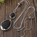 Collar con colgante retro y piedra negra