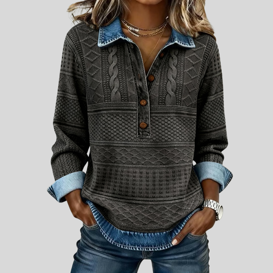 SOFIA – Sudadera de Punto Trenzado con Detalles en Denim