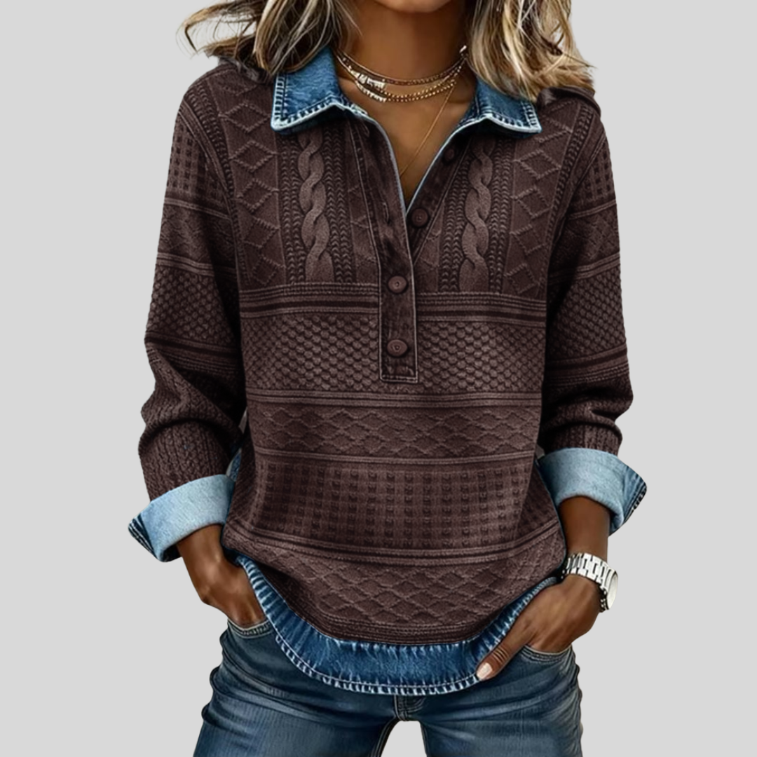 SOFIA – Sudadera de Punto Trenzado con Detalles en Denim