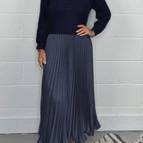 Claudia - Vestido maxi con suéter y falda plisada