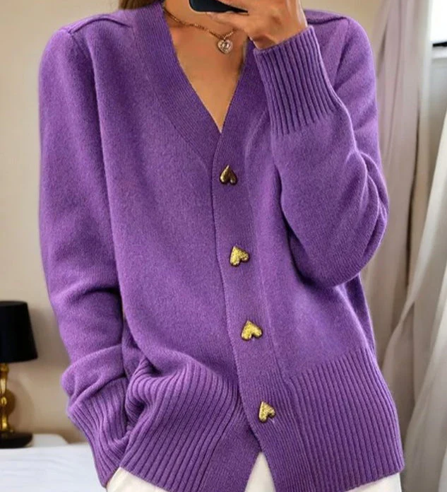 ADELE CÁRDIGAN ELEGANTE CON BOTONES DE CORAZONES