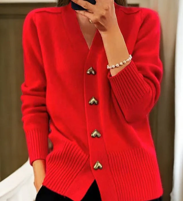 ADELE CÁRDIGAN ELEGANTE CON BOTONES DE CORAZONES